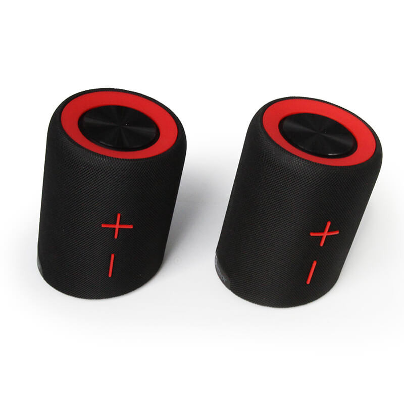 BOCINA GETTTECH GBH-31505R SOUNDCUP TWS 2EN1 BT4 IPX7/3.5MM,NEGROROJO