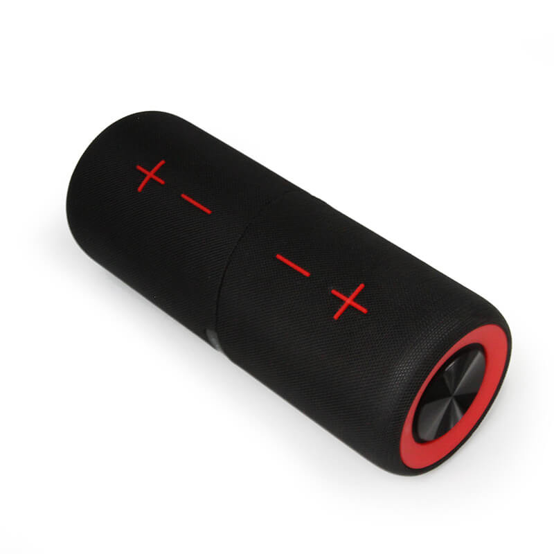 BOCINA GETTTECH GBH-31505R SOUNDCUP TWS 2EN1 BT4 IPX7/3.5MM,NEGROROJO